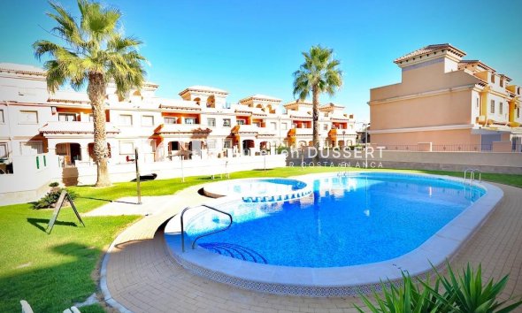 Resale - Townhouse -
Orihuela Costa - PAU 26