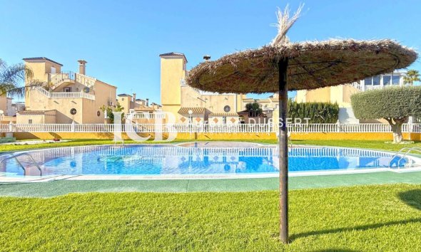 Revente - Appartement -
Orihuela Costa - Lomas de Cabo Roig