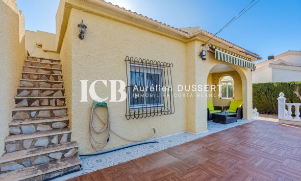 Revente - Villa -
Torrevieja - La siesta