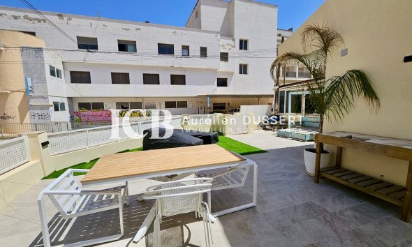 Resale - Townhouse -
San Javier