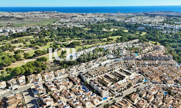 Revente - Villa -
Orihuela Costa - Villamartín