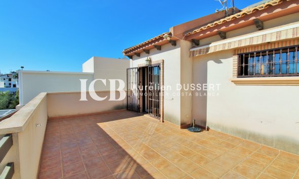 Revente - Villa -
Orihuela Costa - Villamartín