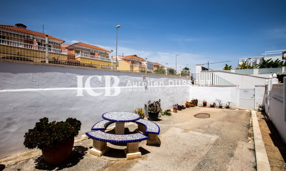 Resale - Townhouse -
Orihuela Costa - La Zenia