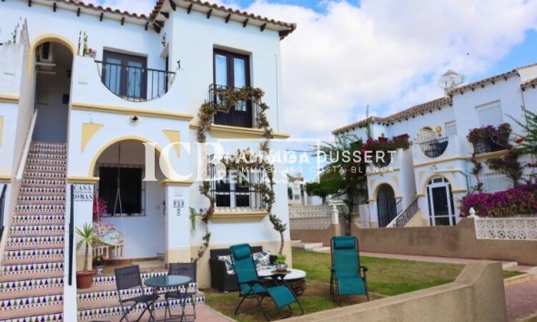 Resale - Apartment / flat -
Orihuela Costa - Villamartín