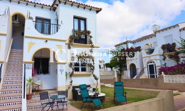 Resale - Apartment / flat -
Orihuela Costa - Villamartín