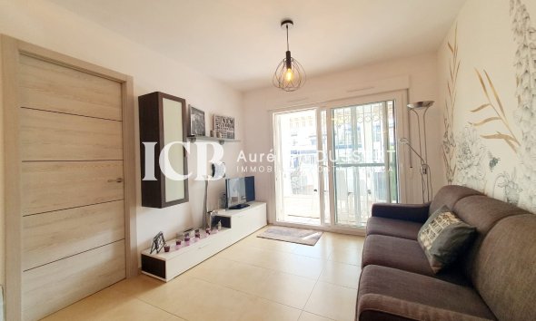 Resale - Apartment / flat -
Orihuela Costa - Villamartín