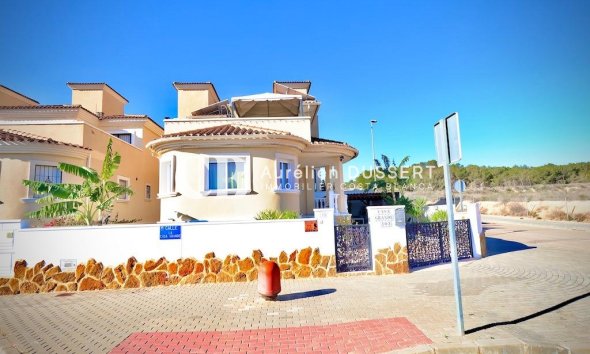 Resale - Villa -
San Miguel de Salinas - Pueblo 9