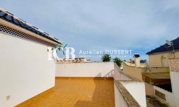 Resale - Villa -
Torrevieja - Los altos