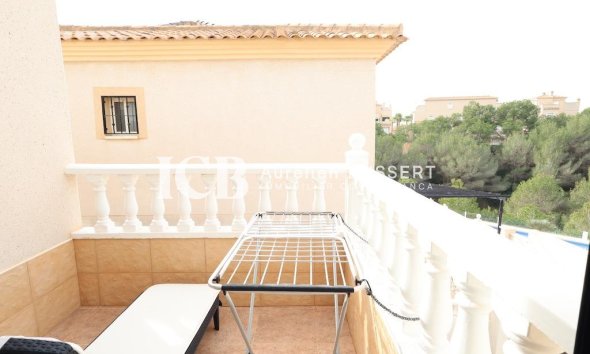 Resale - Villa -
Orihuela Costa - Playa Flamenca Norte