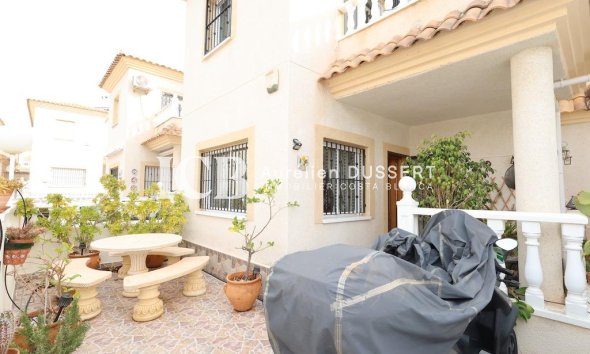 Resale - Villa -
Orihuela Costa - Playa Flamenca Norte