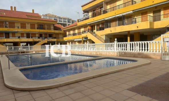 Resale - Apartment / flat -
Torrevieja - La Mata