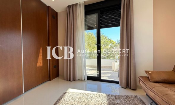 Resale - Villa -
Orihuela Costa - Villamartín