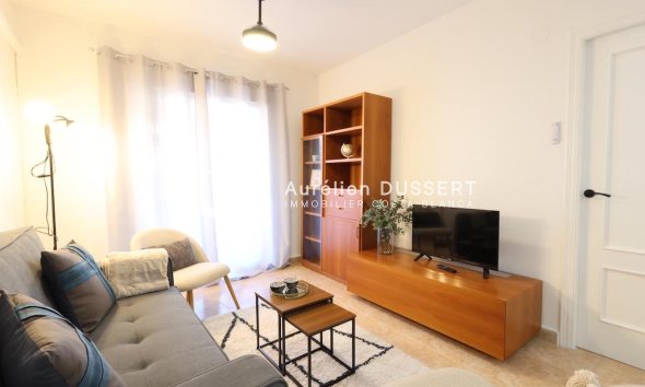 Resale - Apartment / flat -
Torrevieja - Centro