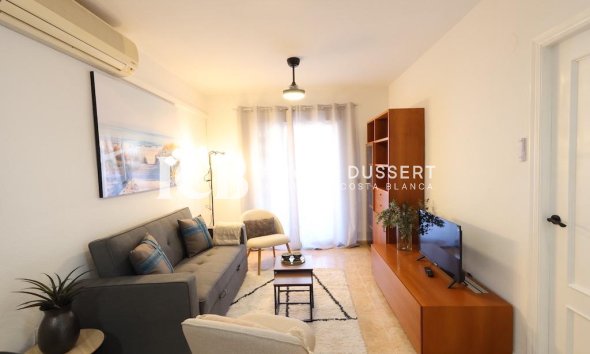 Resale - Apartment / flat -
Torrevieja - Centro