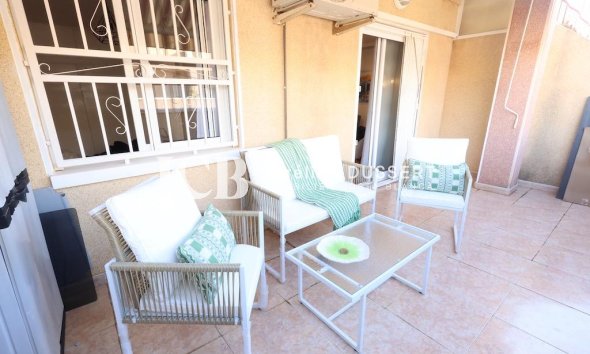 Resale - Apartment / flat -
Torrevieja - Centro