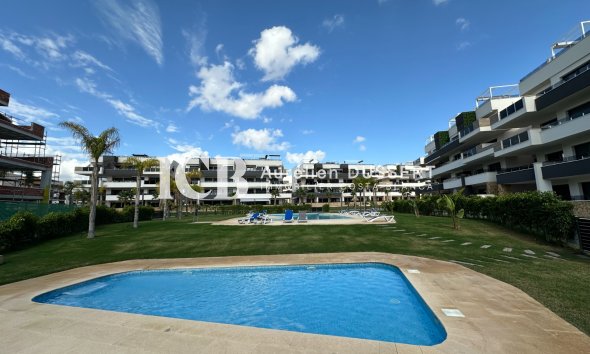 Reventa - Apartamento / piso -
Orihuela Costa - Playa Flamenca