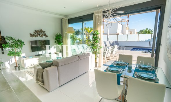 Reventa - Villa -
Orihuela Costa - Lomas de Cabo Roig