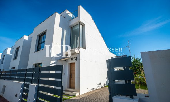 Reventa - Villa -
Orihuela Costa - Lomas de Cabo Roig