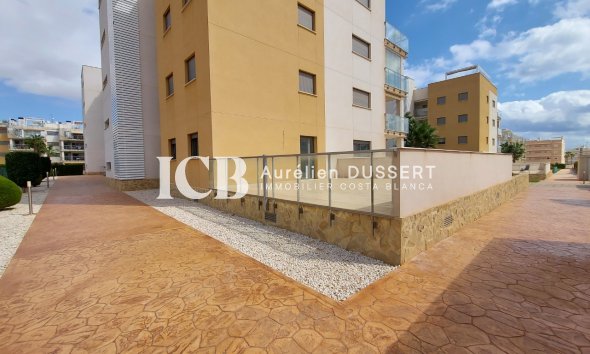 Reventa - Apartamento / piso -
Orihuela Costa - Villamartin