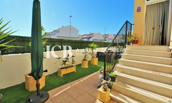 Resale - Townhouse -
San Miguel de Salinas