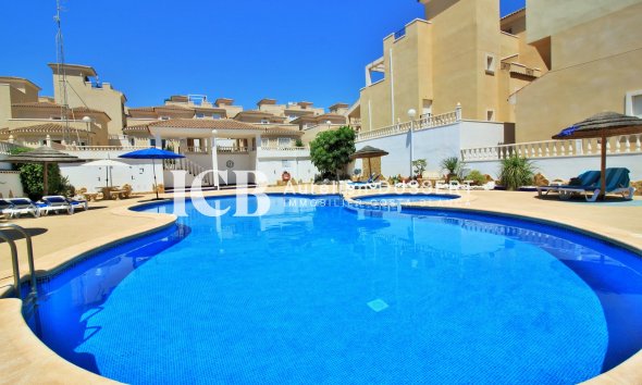 Resale - Townhouse -
San Miguel de Salinas