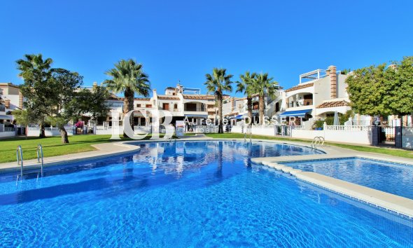 Reventa - Apartamento / piso -
Orihuela Costa - Playa Flamenca