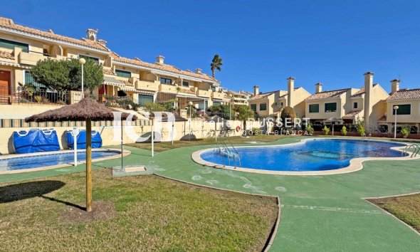 Revente - Maison mitoyenne -
Orihuela Costa - Lomas de Campoamor