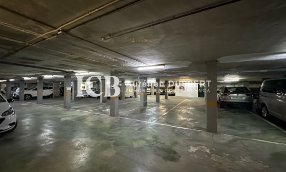 Revente - Parking Space / Garage -
Port d'Andratx - Andratx