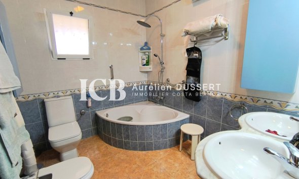 Reventa - Finca -
Orihuela Pueblo - Orihuela