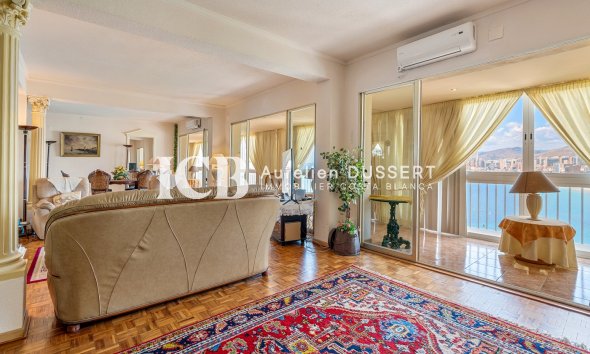 Reventa - Apartamento / piso -
Benidorm* - Levante*