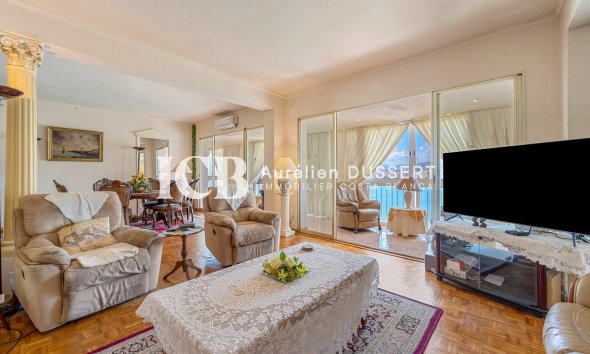 Reventa - Apartamento / piso -
Benidorm* - Levante*