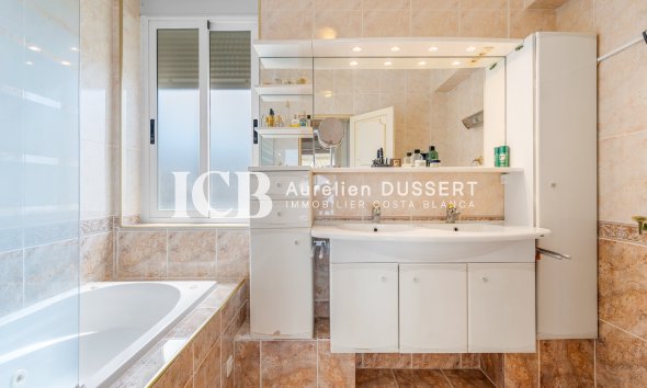 Reventa - Apartamento / piso -
Benidorm* - Levante*