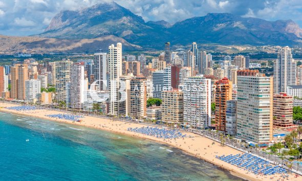 Reventa - Apartamento / piso -
Benidorm* - Levante*
