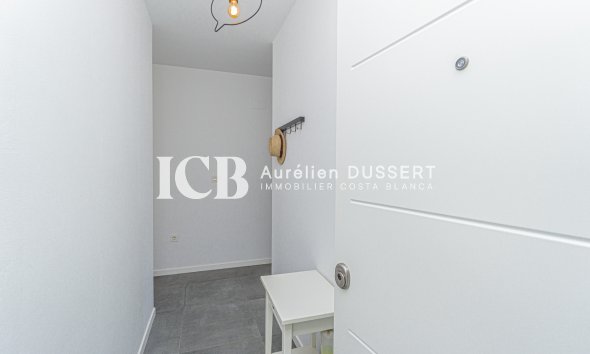 Revente - Appartement -
Orihuela Costa - Campoamor beach