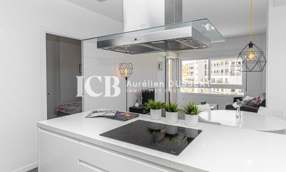 Revente - Appartement -
Orihuela Costa - Campoamor beach