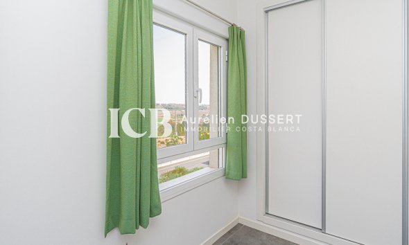 Revente - Appartement -
Orihuela Costa - Campoamor beach