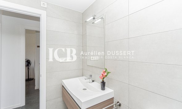 Revente - Appartement -
Orihuela Costa - Campoamor beach