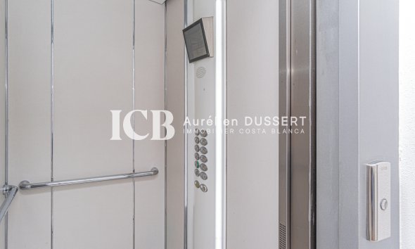 Revente - Appartement -
Orihuela Costa - Campoamor beach