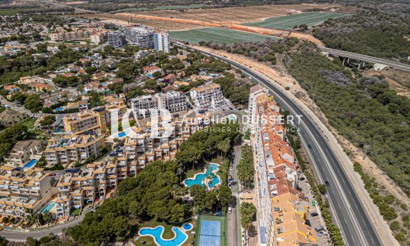 Revente - Appartement -
Orihuela Costa - Campoamor beach