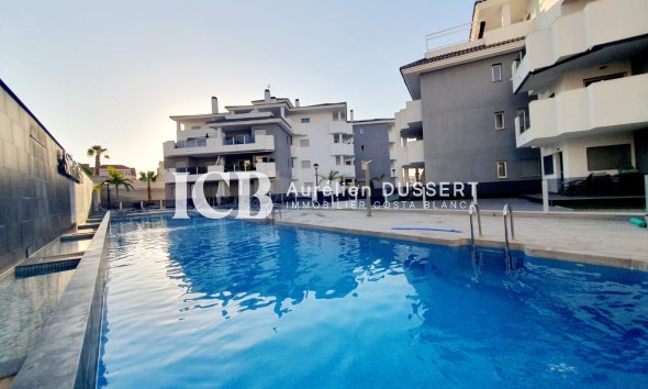 Revente - Appartement -
Orihuela Costa - Villamartín-Las Filipinas