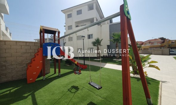 Revente - Appartement -
Orihuela Costa - Villamartín-Las Filipinas