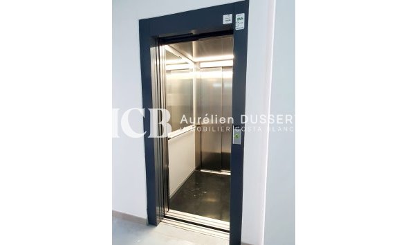 Revente - Appartement -
Orihuela Costa - Villamartín-Las Filipinas