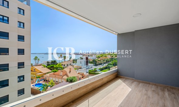 Revente - Appartement -
Punta Prima - Torrevieja