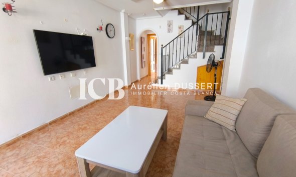 Revente - Maison mitoyenne -
Algorfa