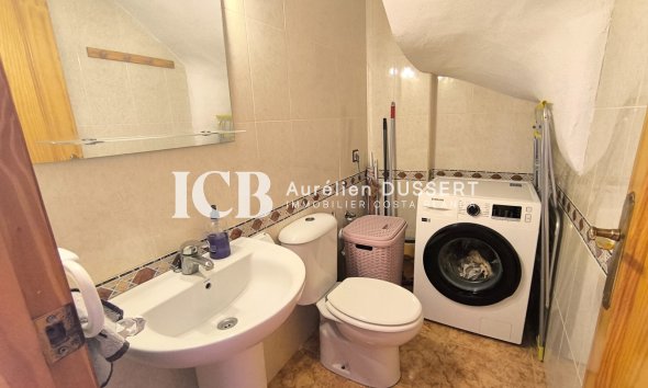 Revente - Maison mitoyenne -
Algorfa