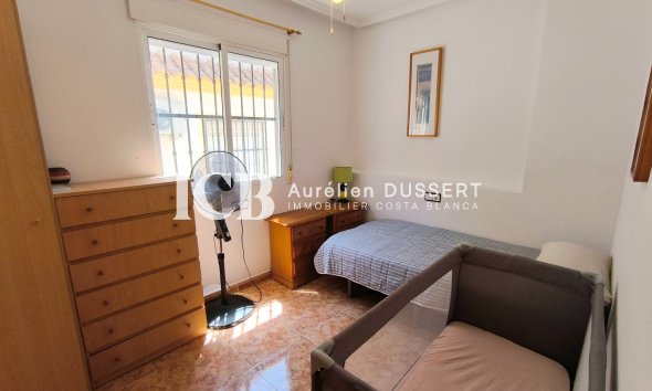 Revente - Maison mitoyenne -
Algorfa