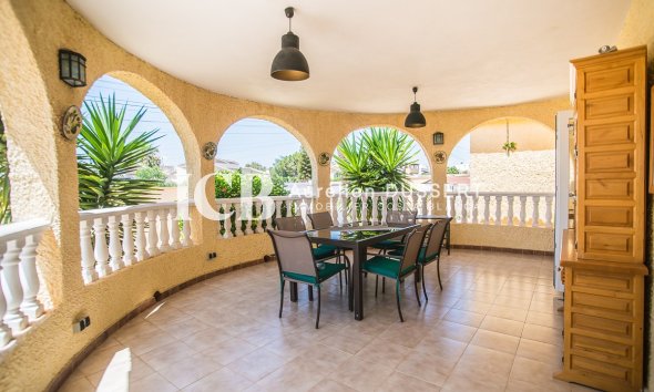 Revente - Villa -
Torrevieja - La Siesta
