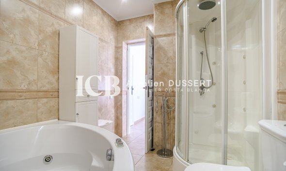 Revente - Villa -
Torrevieja - La Siesta