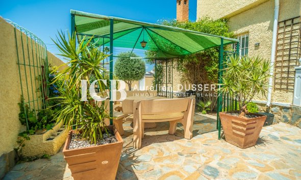 Revente - Villa -
Torrevieja - La Siesta