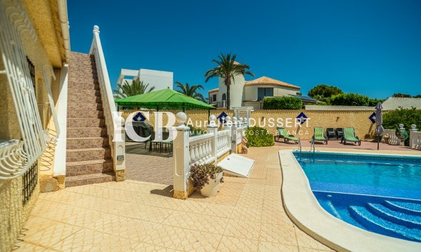 Revente - Villa -
Torrevieja - La Siesta